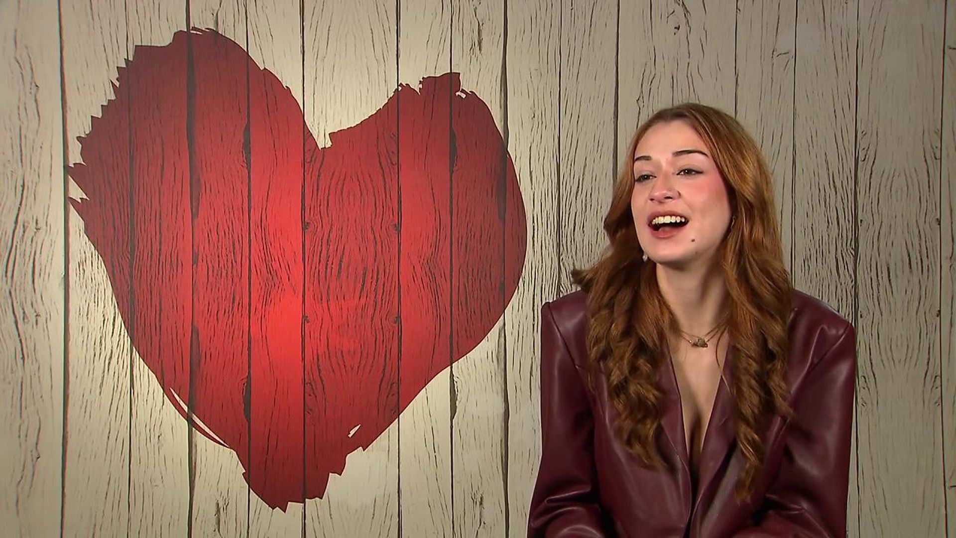 Una soltera no da crédito con las confesiones sexuales de su cita: "No te lo crees ni tu"