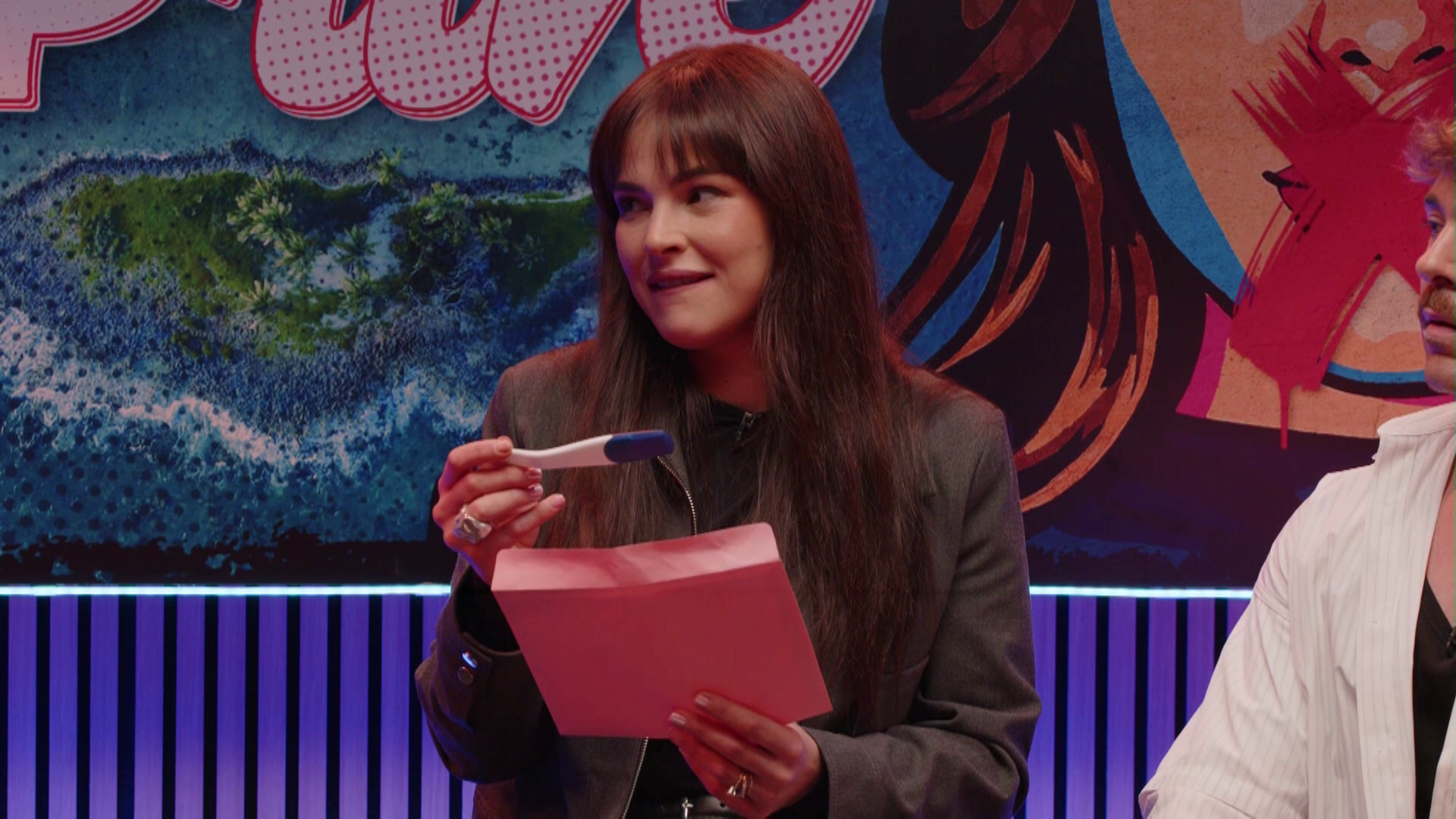 ¡Bombazo! Olatz descubre el resultado de su test de embarazo en directo: 