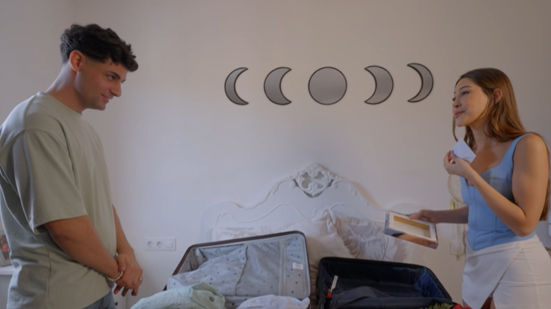 Mar se lleva a 'La isla de las tentaciones 10' un cuadro y una carta que le regaló Christian