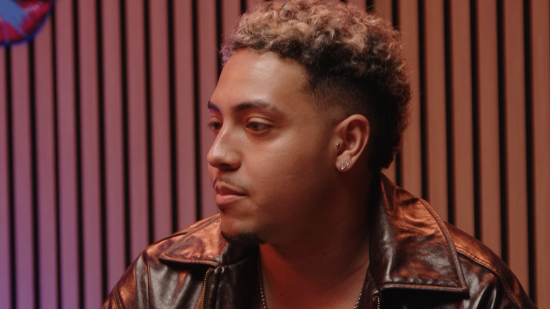 Gilbert, muy enfadado con Helena por su actitud tras descubrirse su relación: "No para de mentir"