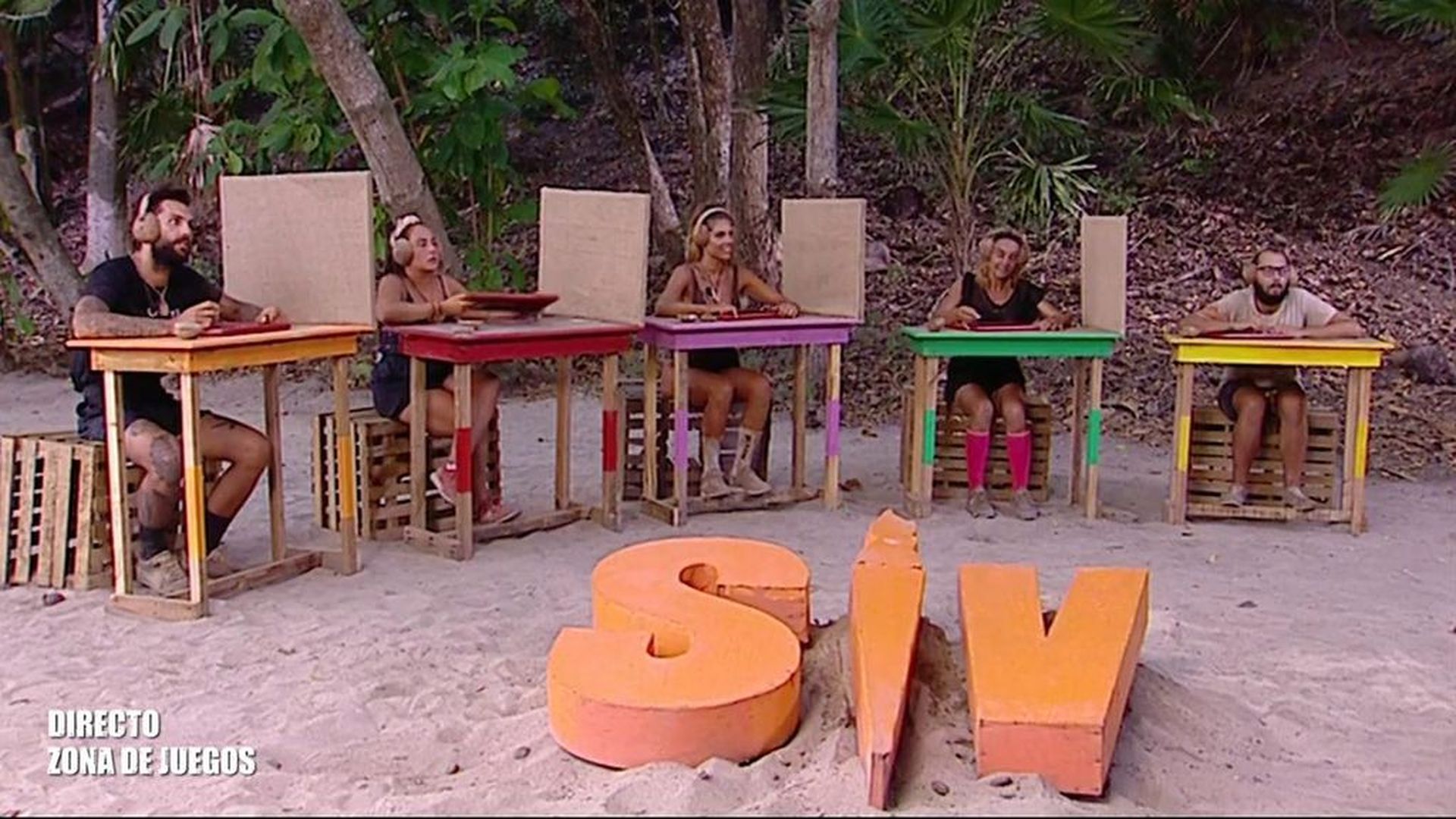 Directo 'Supervivientes Gala 9': los supervivientes se enfrentan al 'Coco Quiz' Directo 'Supervivientes Gala 9': los supervivientes se enfrentan al 'Coco Quiz'