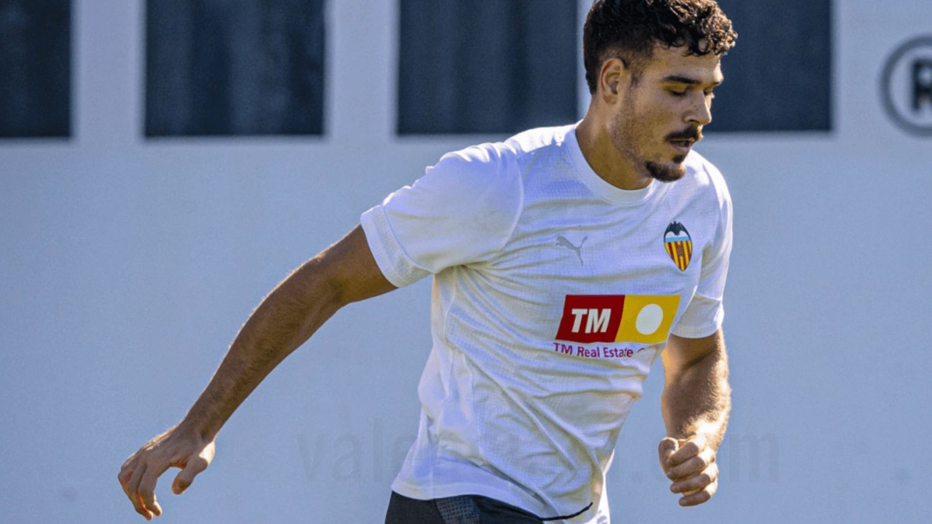 filip_ugrinic_foto_valencia_cf.png