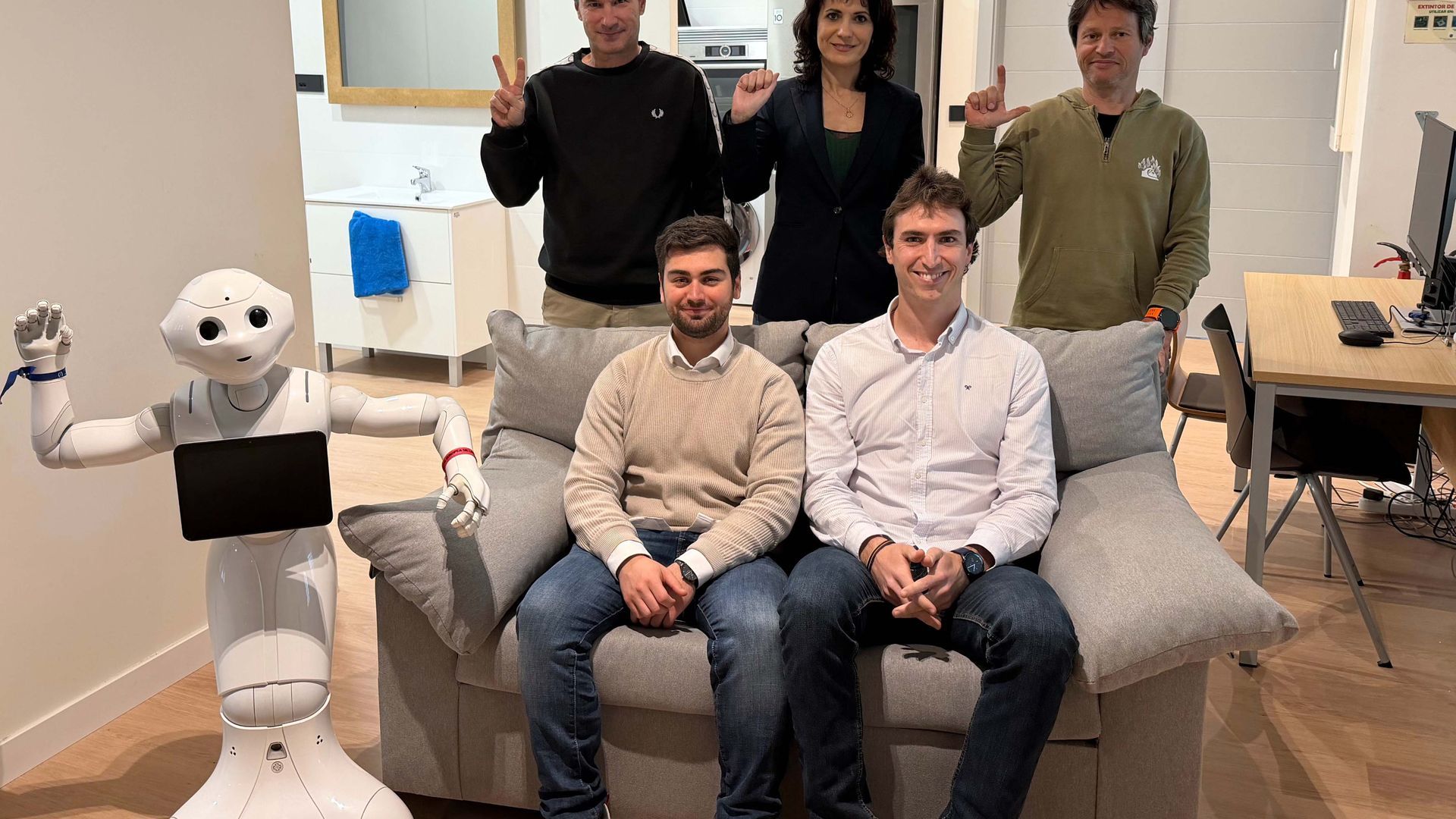 FOTO 1 MARZO 17 SUPERCOMPUTACION LENGUAJE SIGNOS.jpg (1)