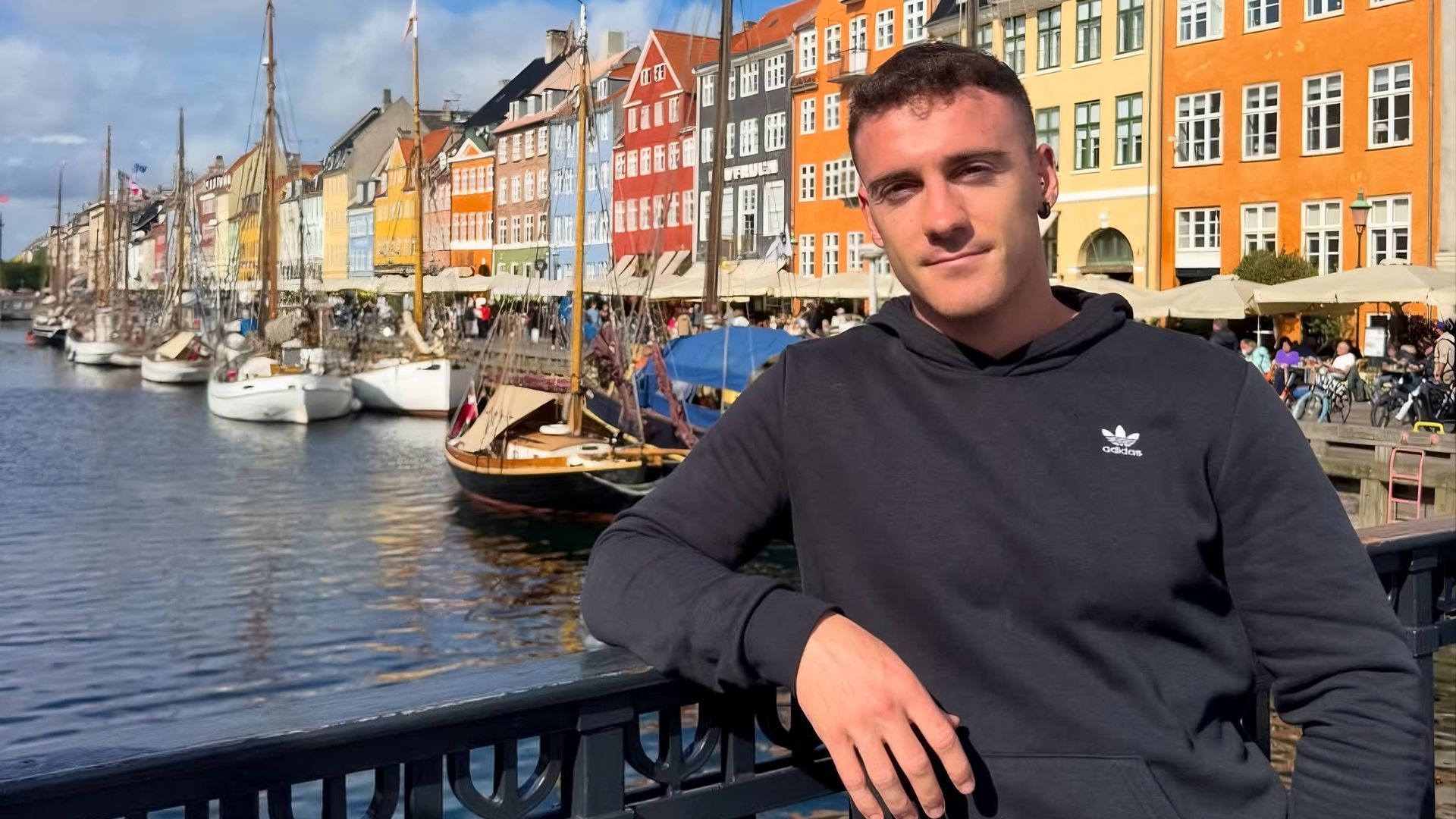 La vida de Aratz Lakuntza detrás del deporte: de su infancia en Euskadi jugando a la pelota vasca a su faceta como empresario