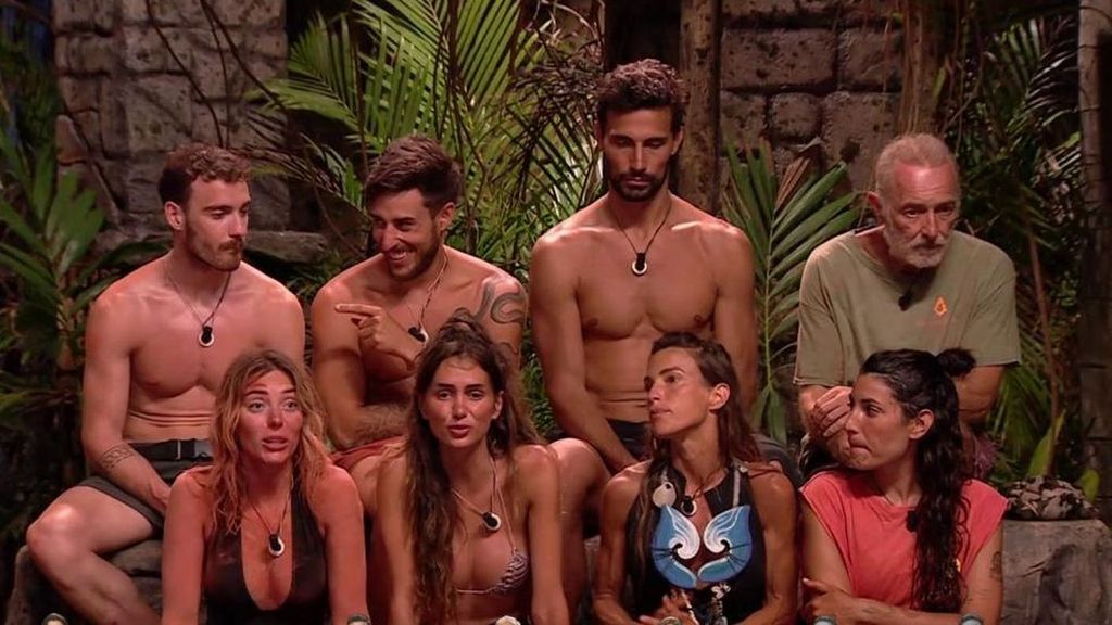 Las líderes toman una complicada decisión en unas nominaciones en las que ¡también entra en juego la expulsada!: "Puedes hacerlo por última vez"