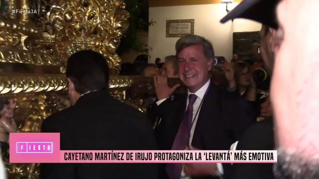 El comentado lapsus de Cayetano Martínez de Irujo en la 'levantá' del Cristo de los Gitanos de Sevilla
