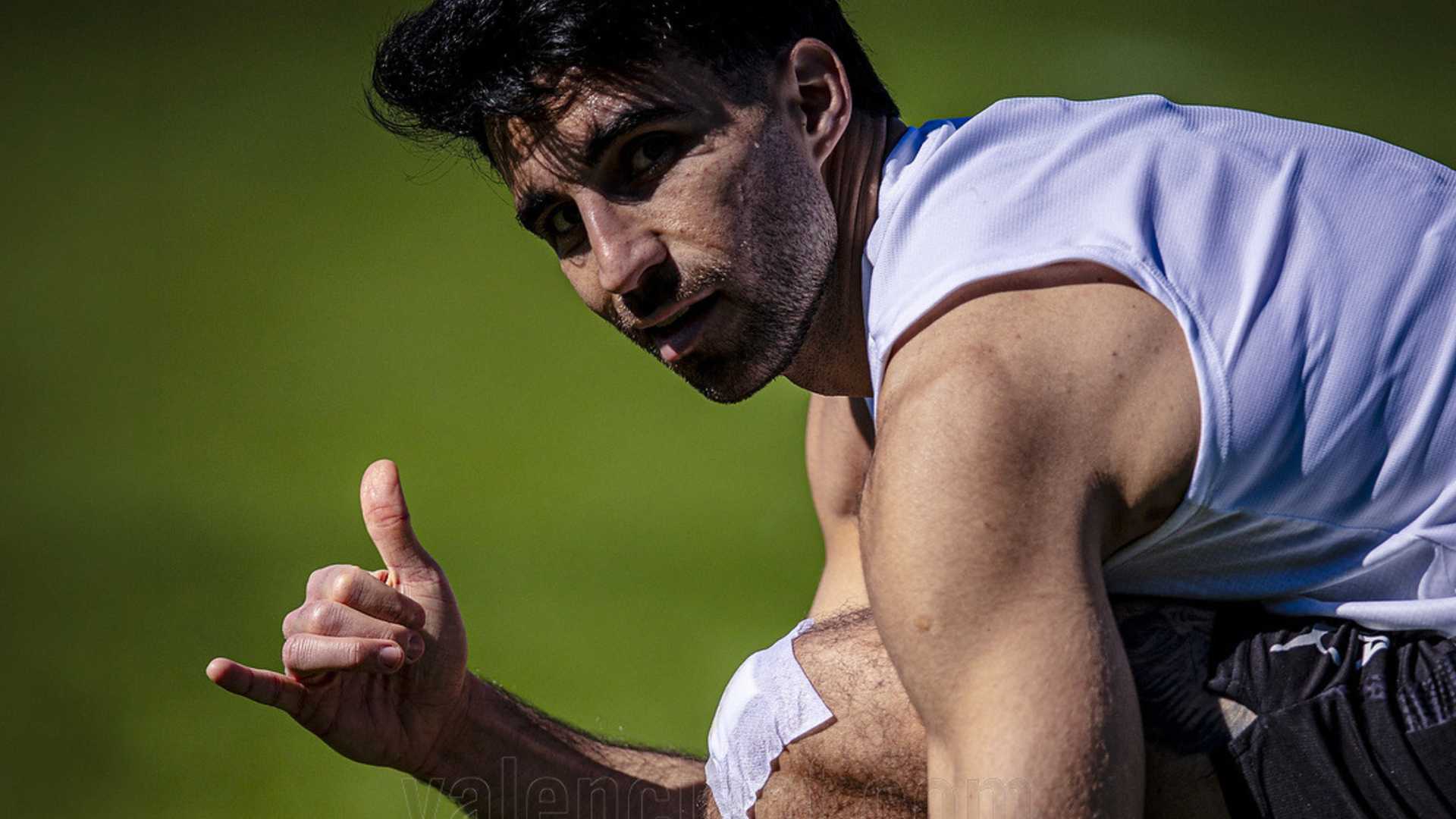 Eray Cömert entrenándose con el Valencia CF