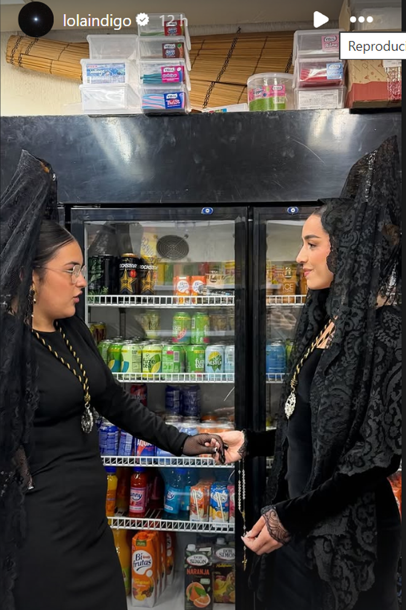 Lola Indigo en la procesión de Jueves Santo