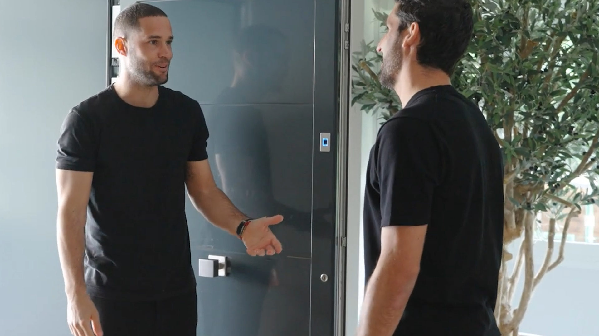 Mario Suárez y Mario García en YouTube