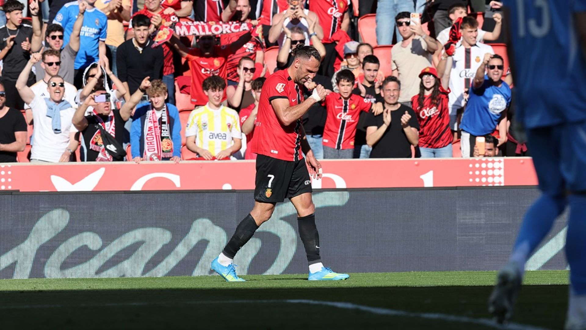 Vedat Muriqi celebra su gol al Real Madrid