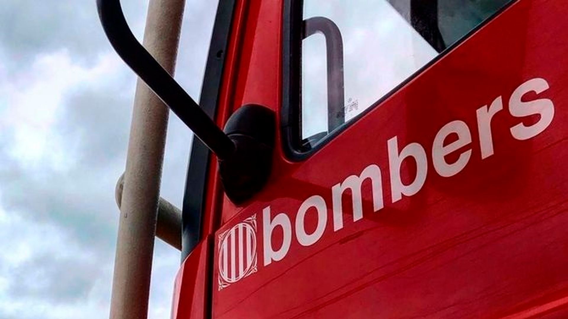 Bombers de la Generalitat en una imagen de archivo Bombers de la Generalitat en una imagen de archivo