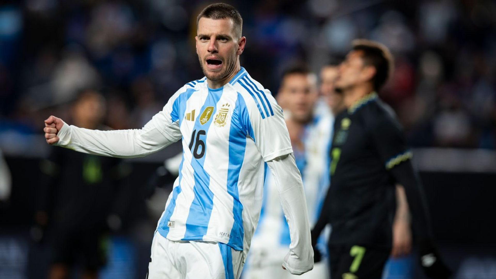 Gio Lo Celso celebra un gol con Argentina Gio Lo Celso celebra un gol con Argentina