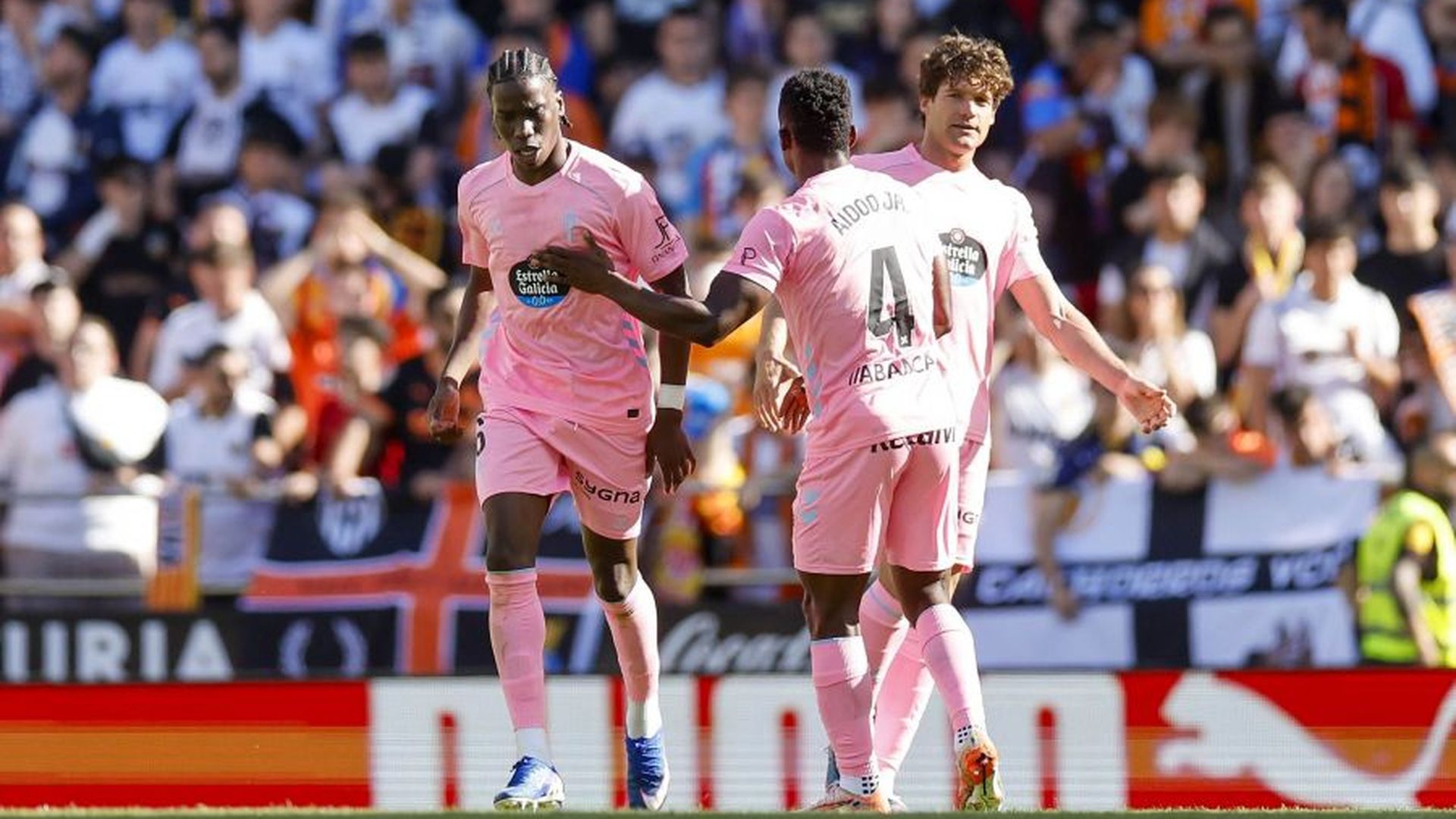 Gol de Ilaix Moriba en Mestalla