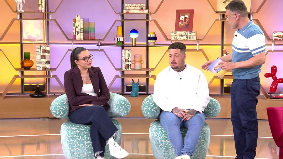 Kylian se queda a cuadros con la inesperada respuesta de su ciberamiga en su primera cita: 