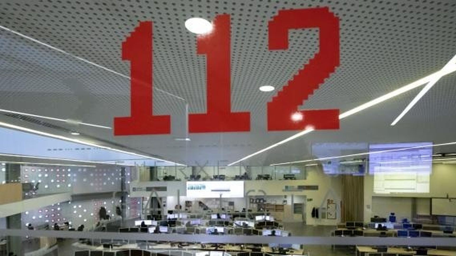 Hallan el cuerpo de un hombre flotando en el Club Náutico de A Coruña Hallan el cuerpo de un hombre flotando en el Club Náutico de A Coruña