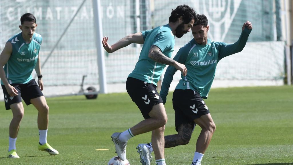 Isco Alarcón comienza a entrenar junto a sus compañeros