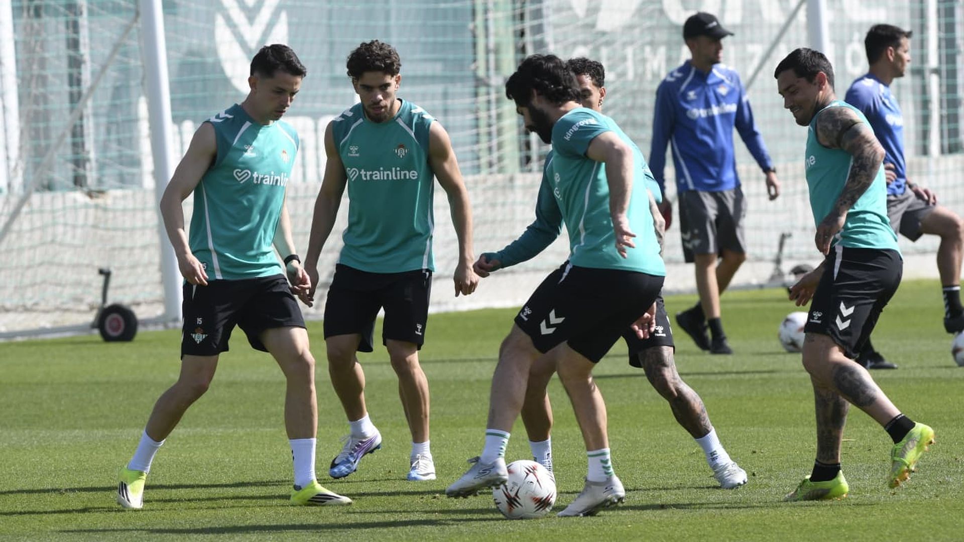 Isco Alarcón, ejercitándose con sus compañeros