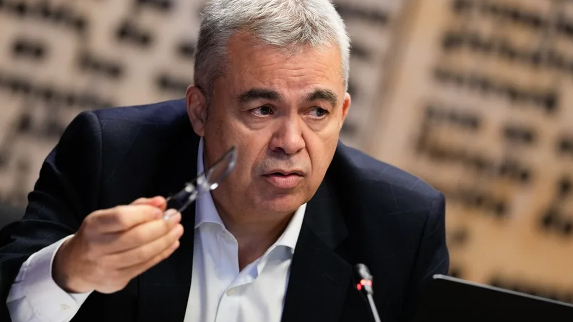 La esposa de Santos Cerdán alega por segunda vez motivos de salud para no declarar en el Senado