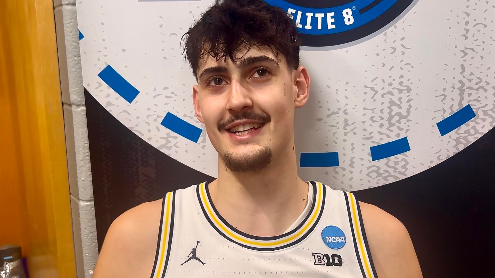 Aday Mara, el primer español en ganar la NCAA de baloncesto americano: del abrazo con sus padres a su “orgullo” tras el triunfo