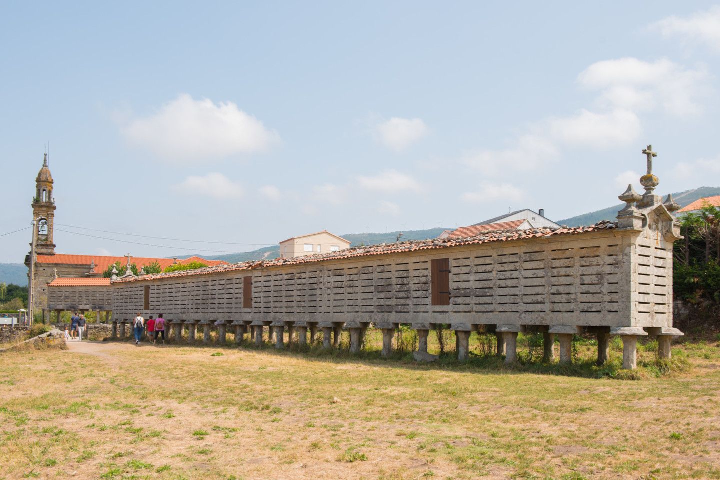 Hórreo de Carnota, uno de los más largos catalogados en Galicia