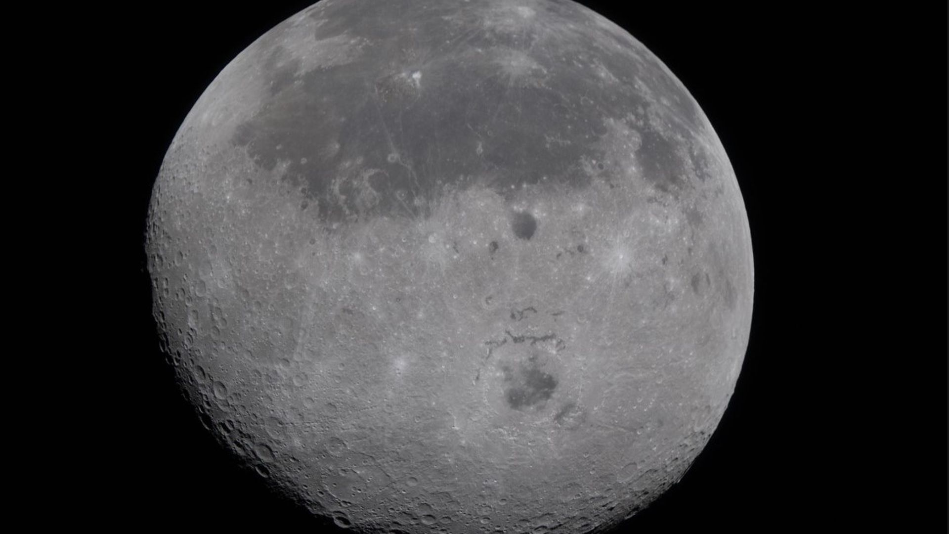 La Luna vista desde la Artemis II La Luna vista desde la Artemis II