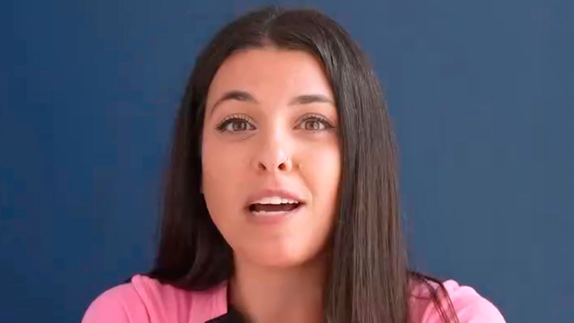 Lola Mencía, de 'Supervivientes', se somete a pruebas por un problema de salud Lola Mencía, de 'Supervivientes', se somete a pruebas por un problema de salud