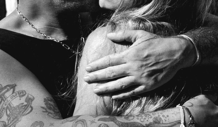 Stephanie Cayo y Alejandro Sanz