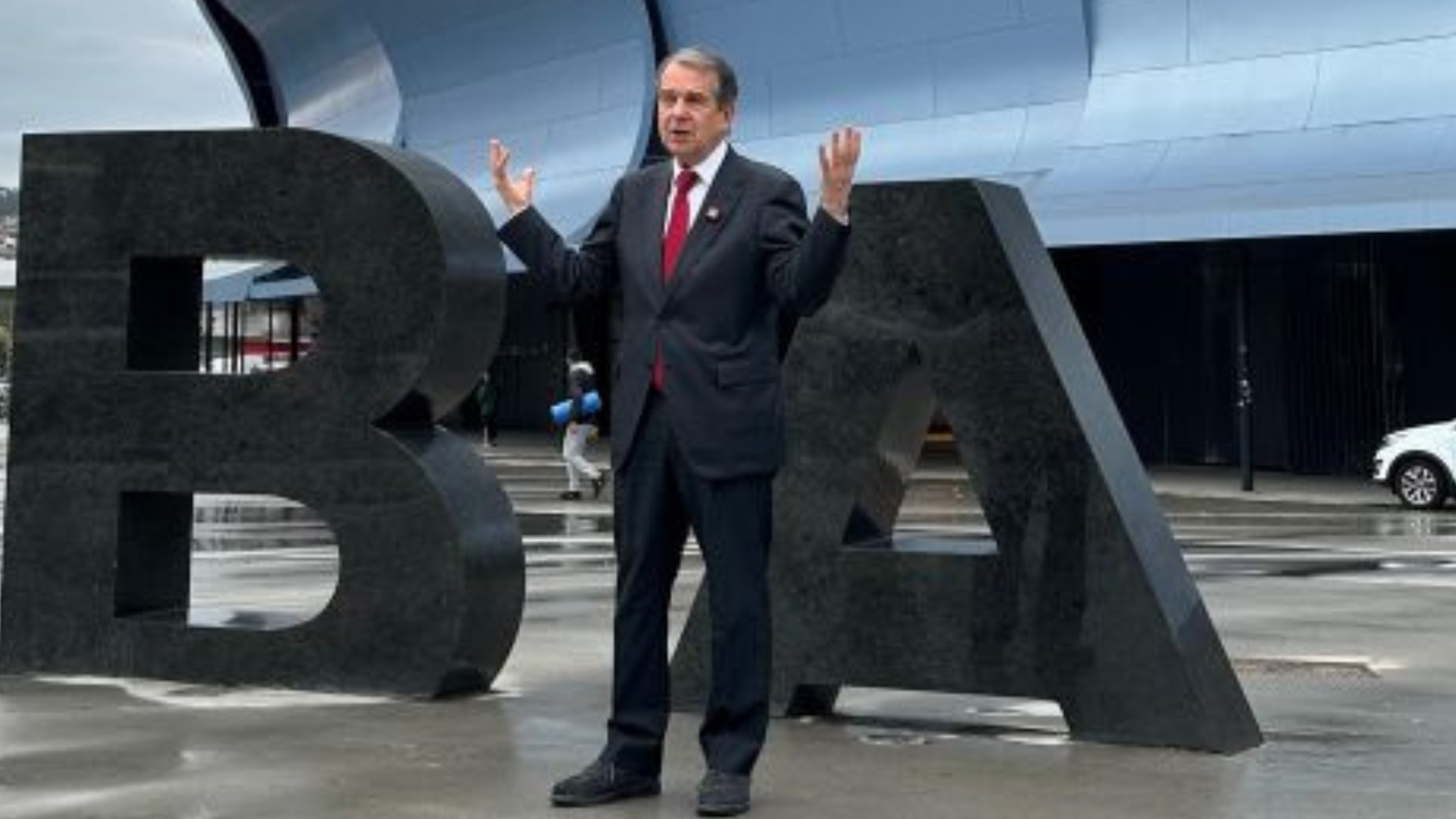 Abel Caballero en el estadio de Balaídos