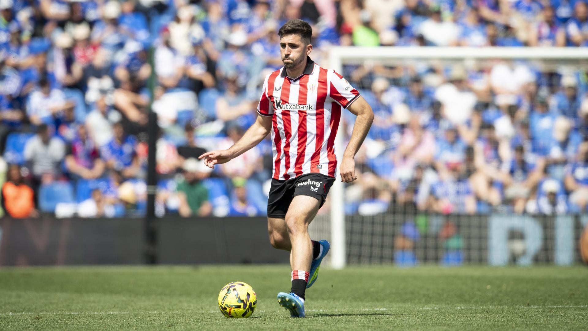 El navarro Jesús Areso en acción ante el Getafe en el Coliseum