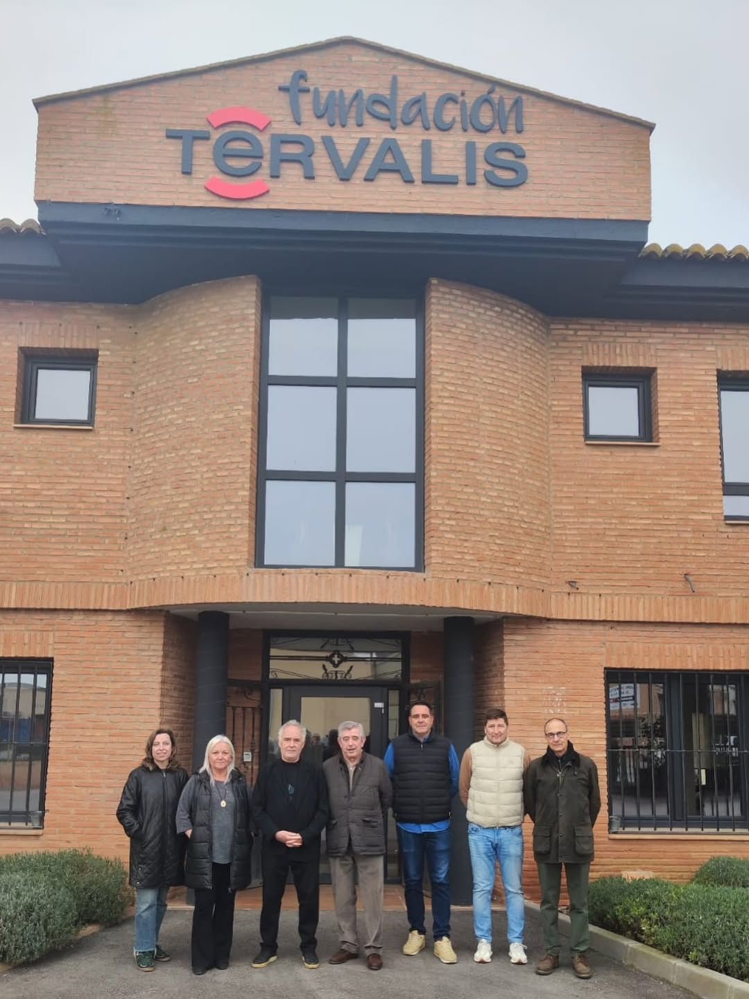 Ferran Adrià con la Fundación Térvalis tras la firma del acuerdo