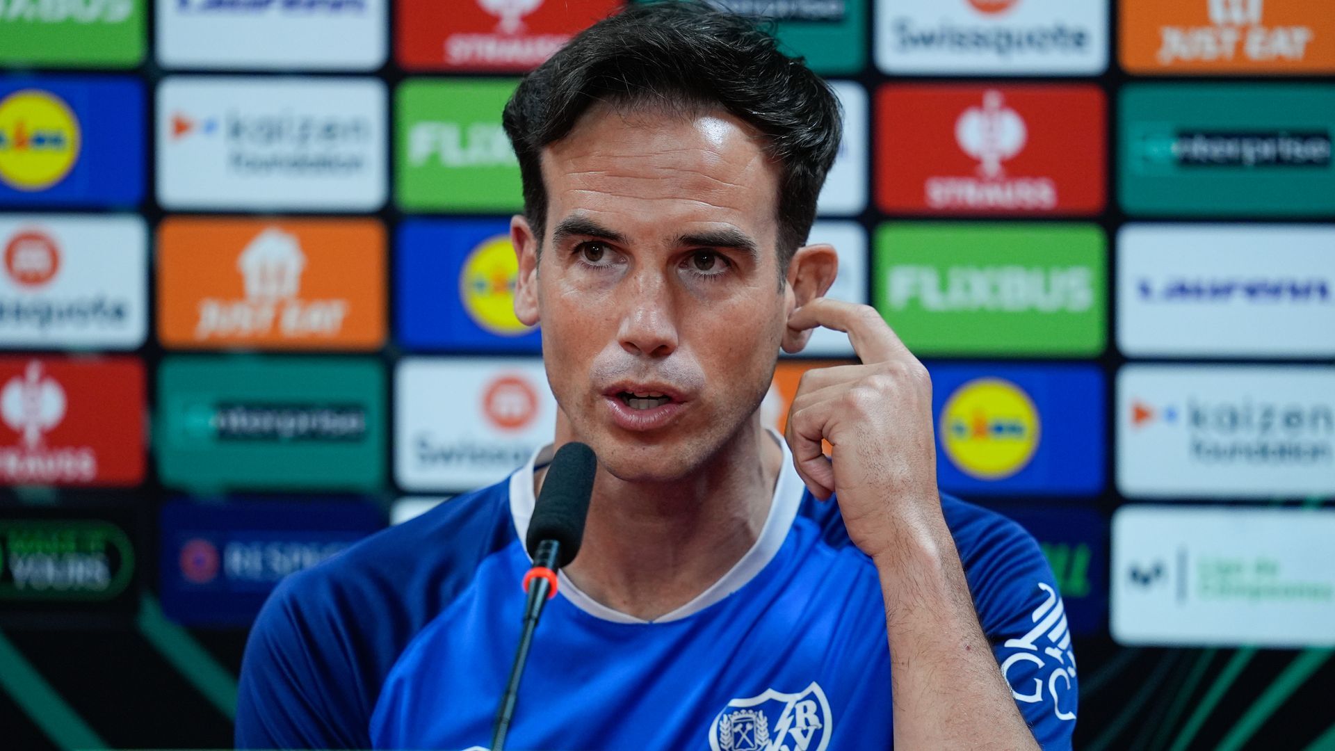 Iñigo Pérez en rueda de prensa