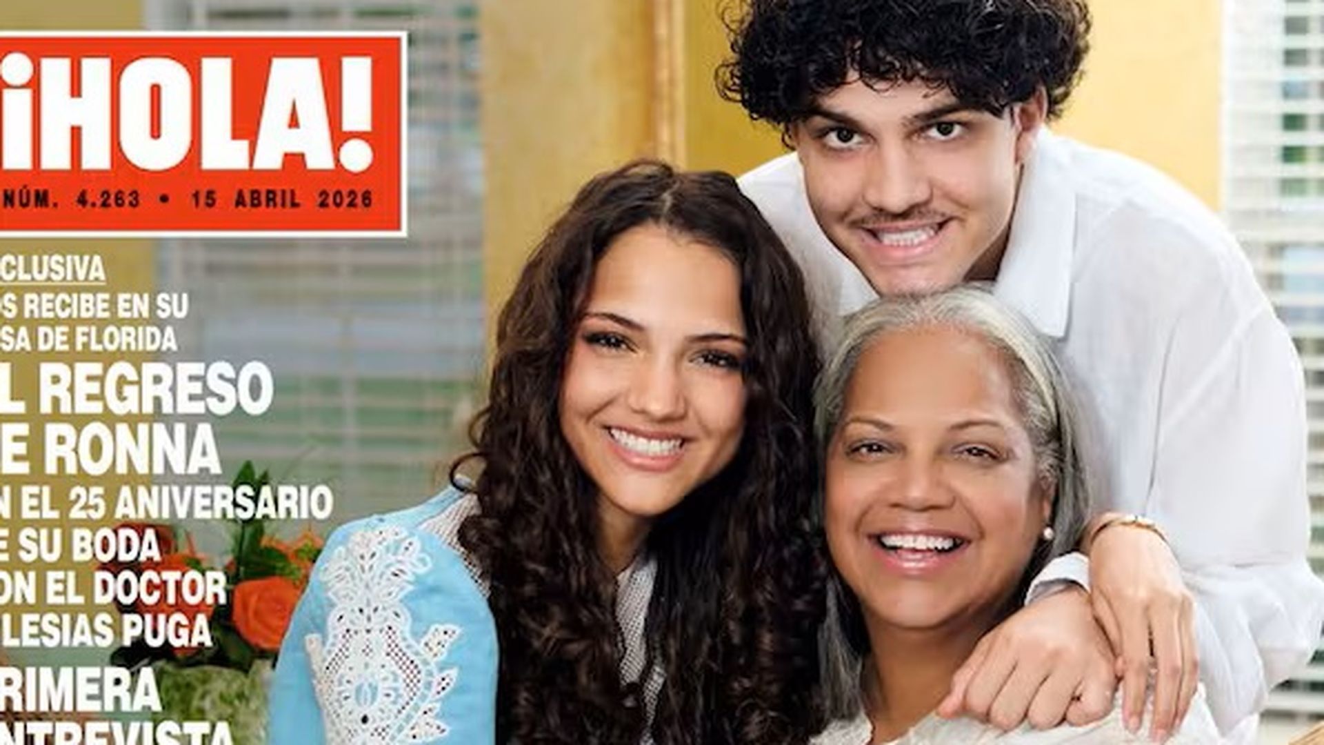 Jaime Nathaniel, el hijo mayor de Ronna Keith y el doctor Iglesias Puga, en el reportaje con su madre y su hermana Ruth