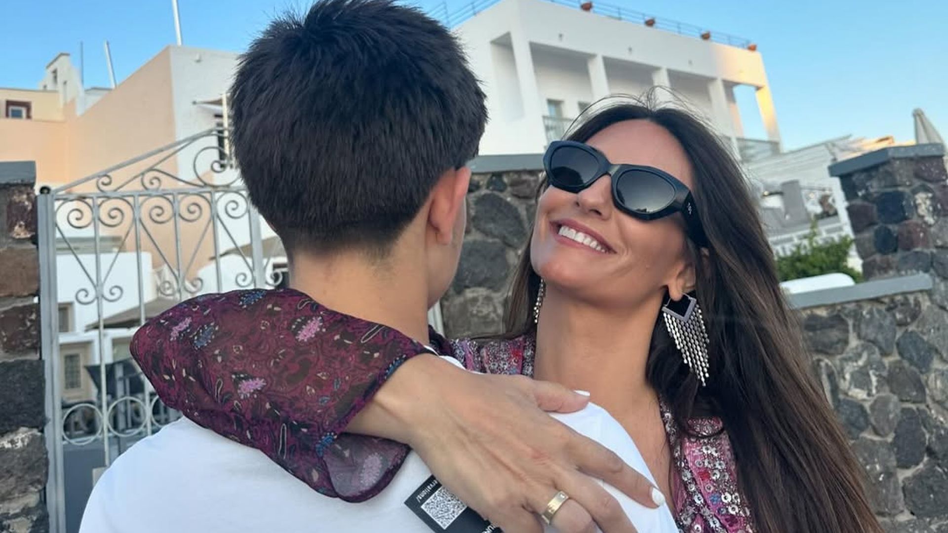 Jon, el primogénito de Xabi Alonso y Nagore Aranburu, es ya mayor de edad