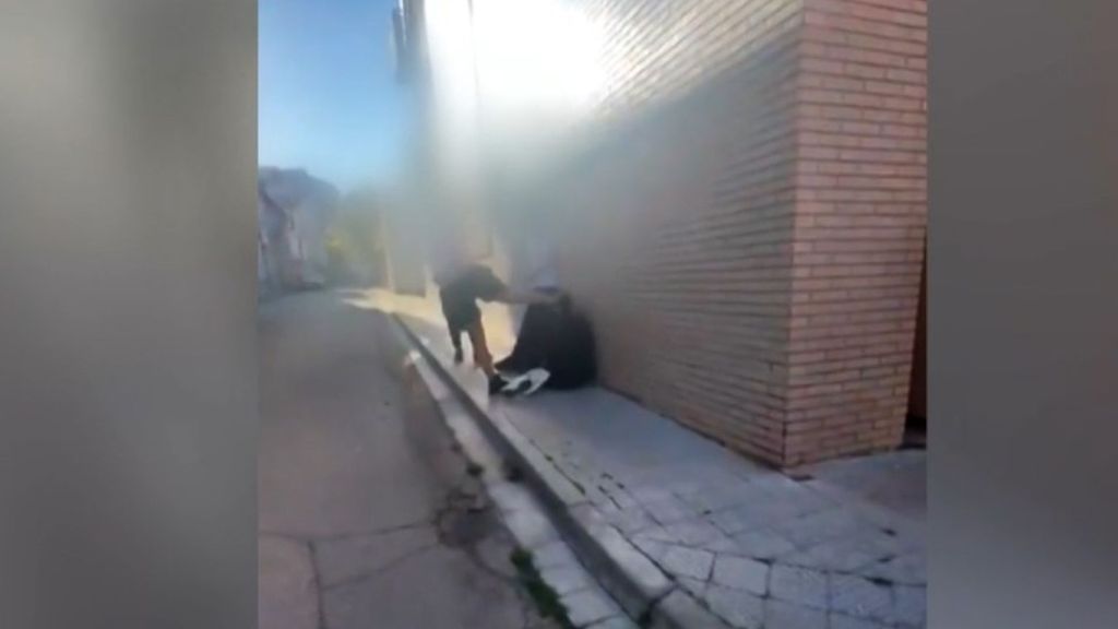 La brutal agresión a un menor en Barcelona que se hizo viral en redes: detenido el autor