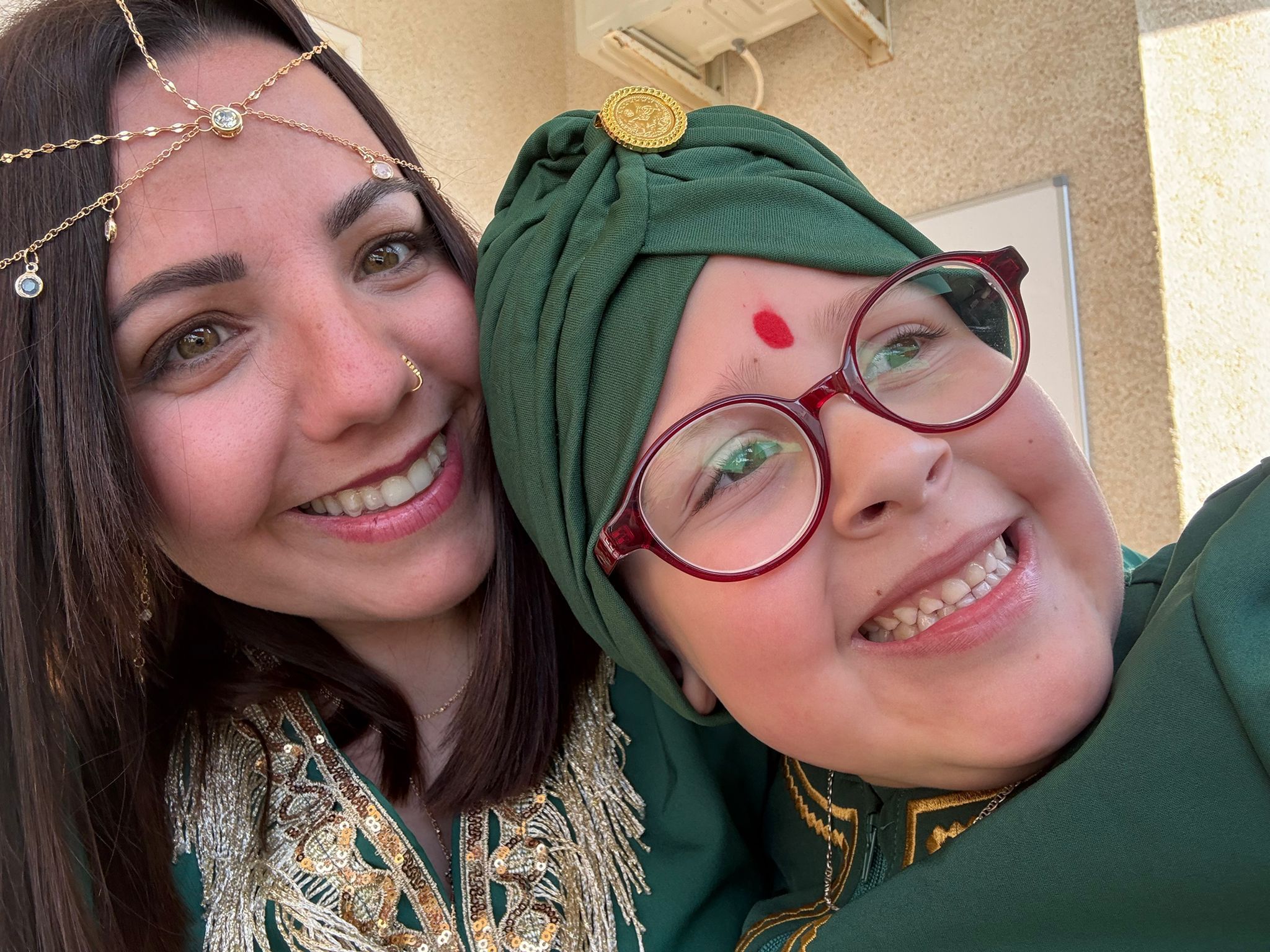 Marco y arancha, su profesora de apoyo