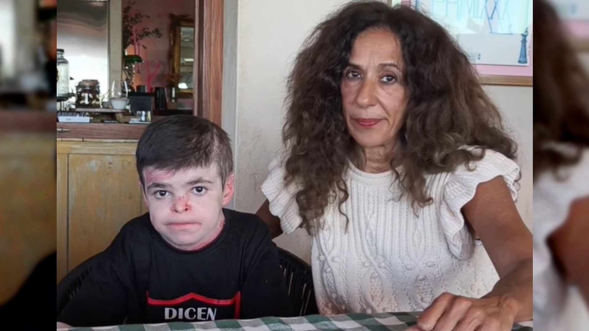 Rosario Flores y Luca Rosario Flores y Luca