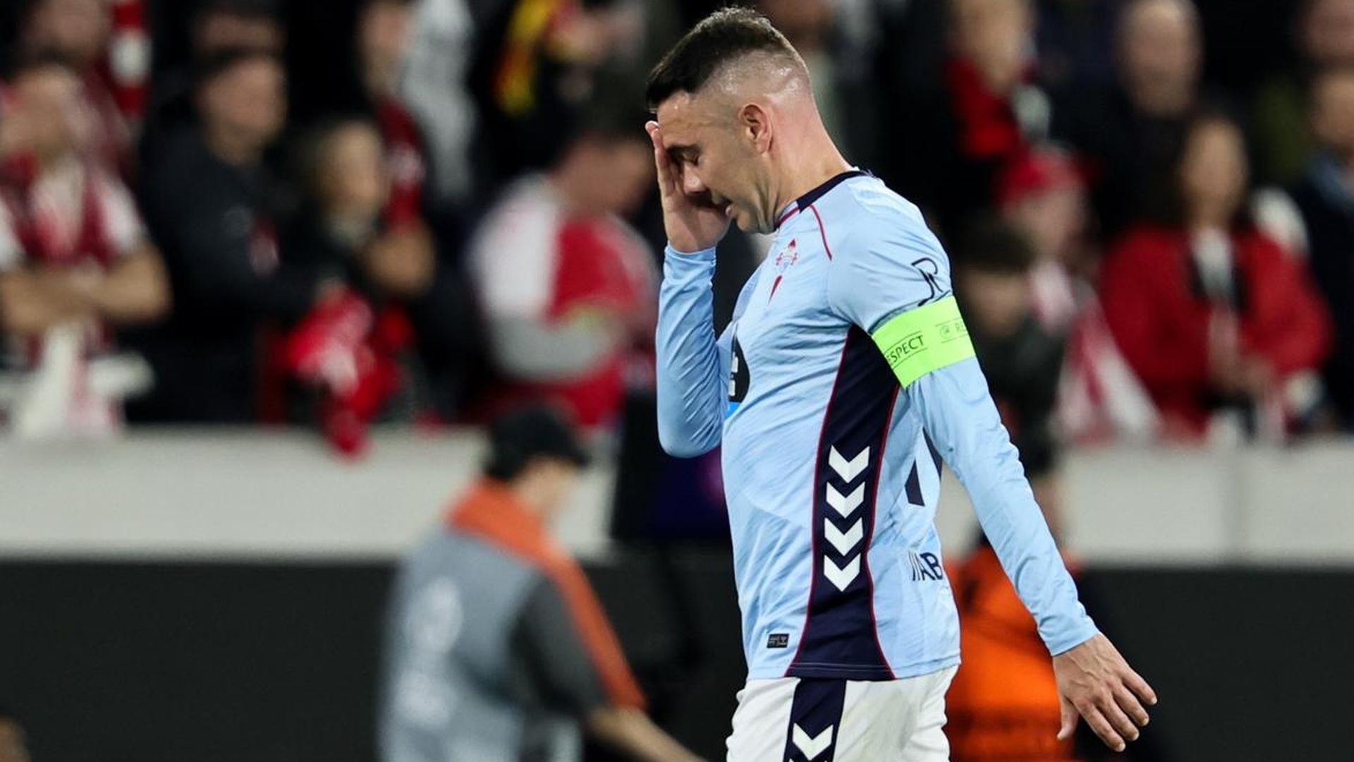 Iago Aspas, tras la derrota del Celta en Friburgo Iago Aspas, tras la derrota del Celta en Friburgo