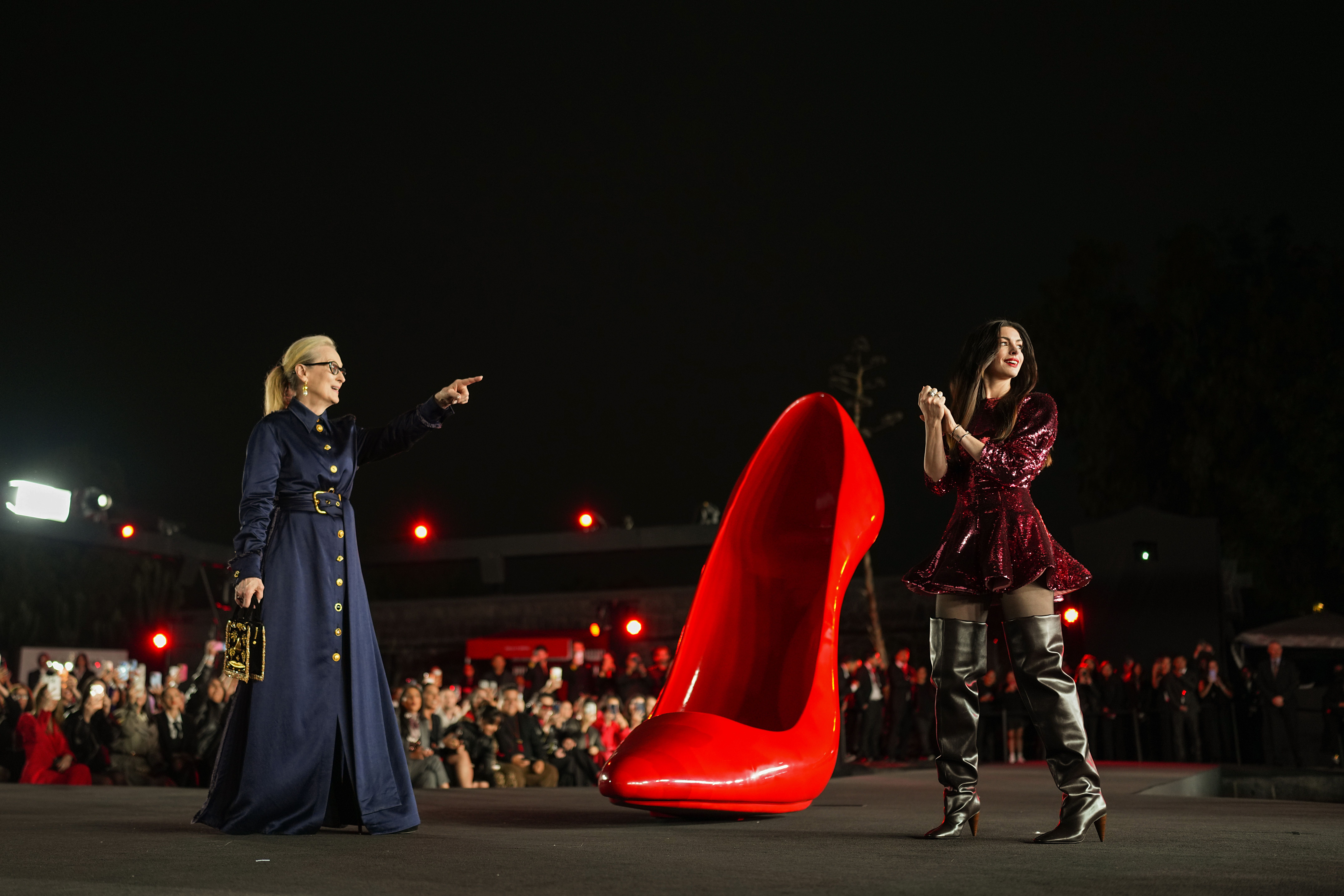 Meryl Streep y Anne Hathaway en la promoción de El diablo se viste de Prada 2