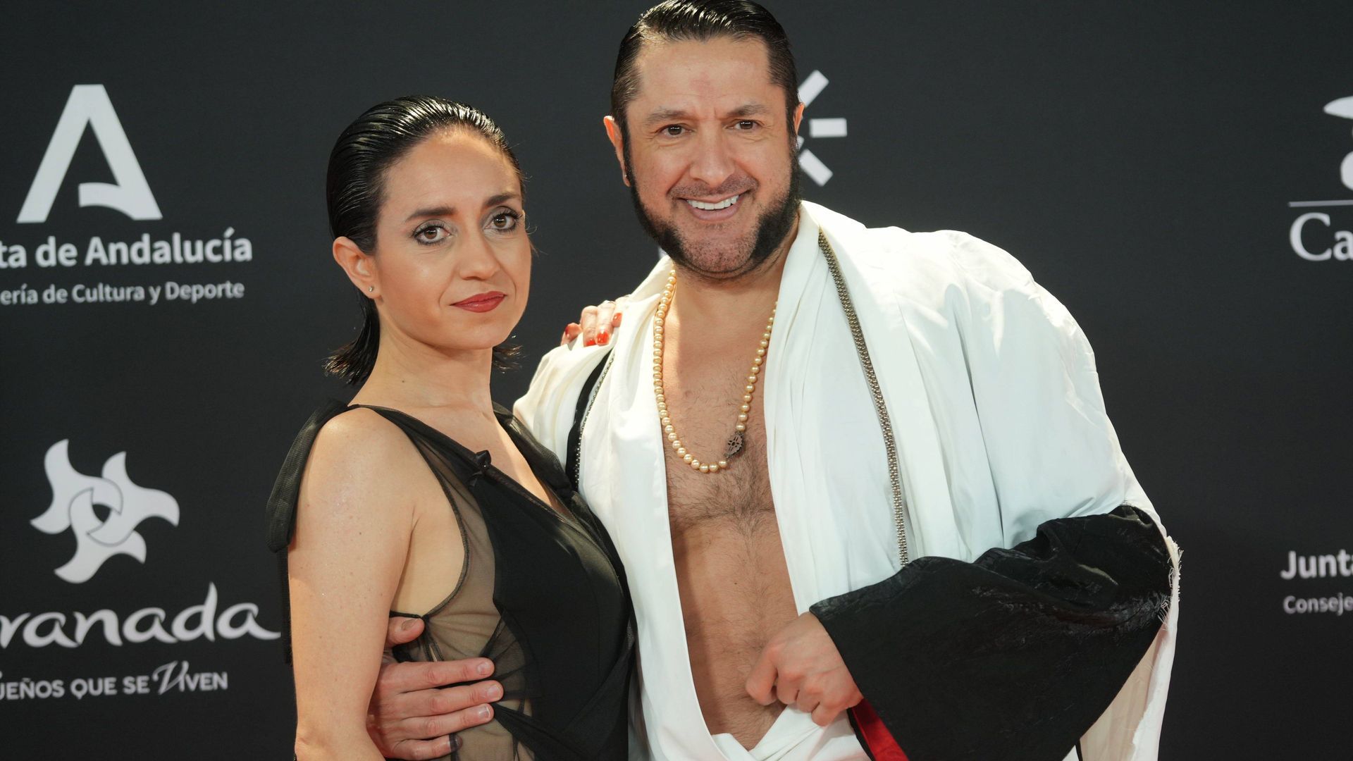 Rafael Amargo y su pareja, Luciana Bongianino, se casaron en secreto en 2019 y su boda la ofició una prima suya