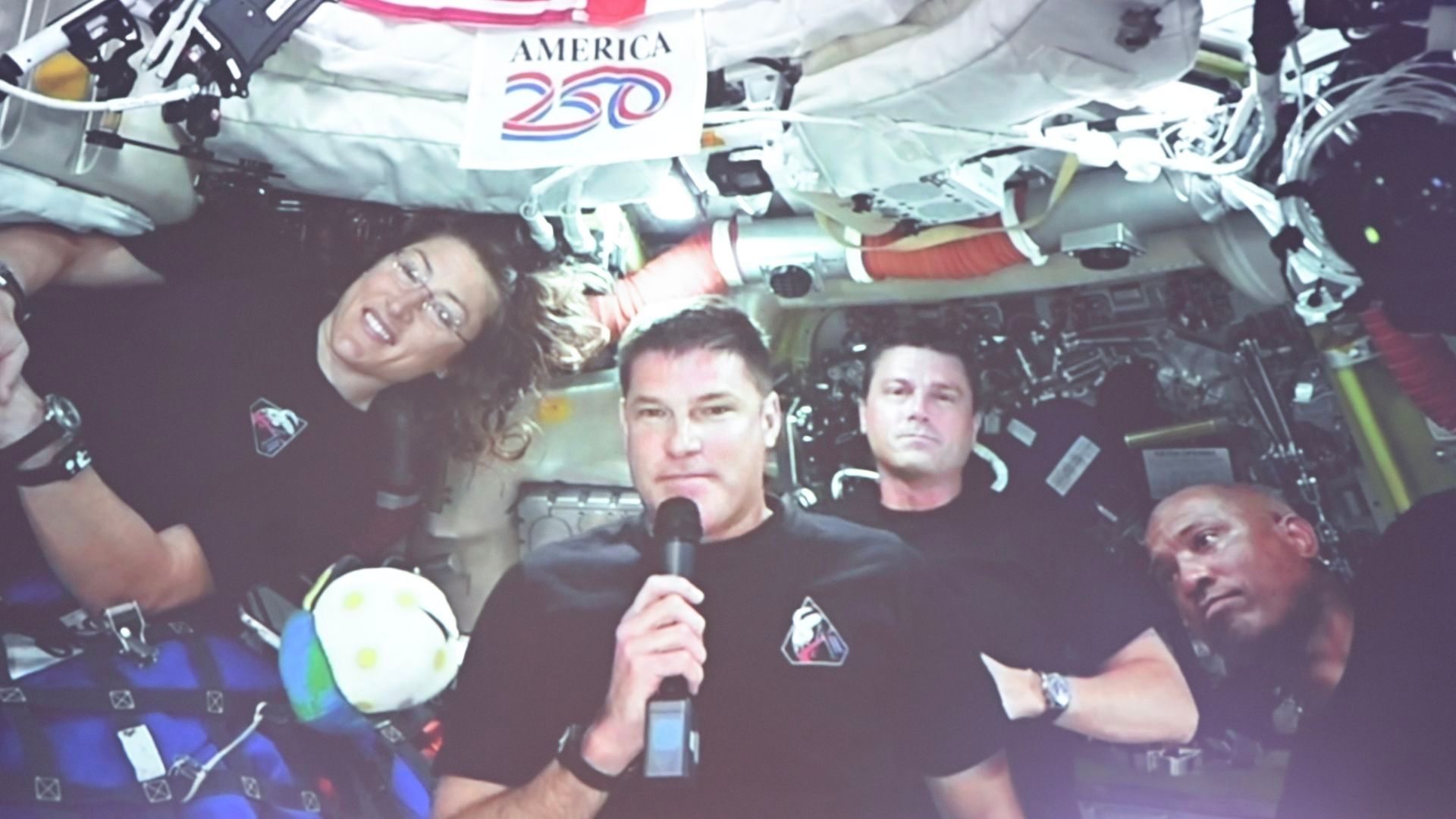 Así será la última maniobra de los astronautas a bordo de la misión 'Artemis II' antes de aterrizar en la Tierra