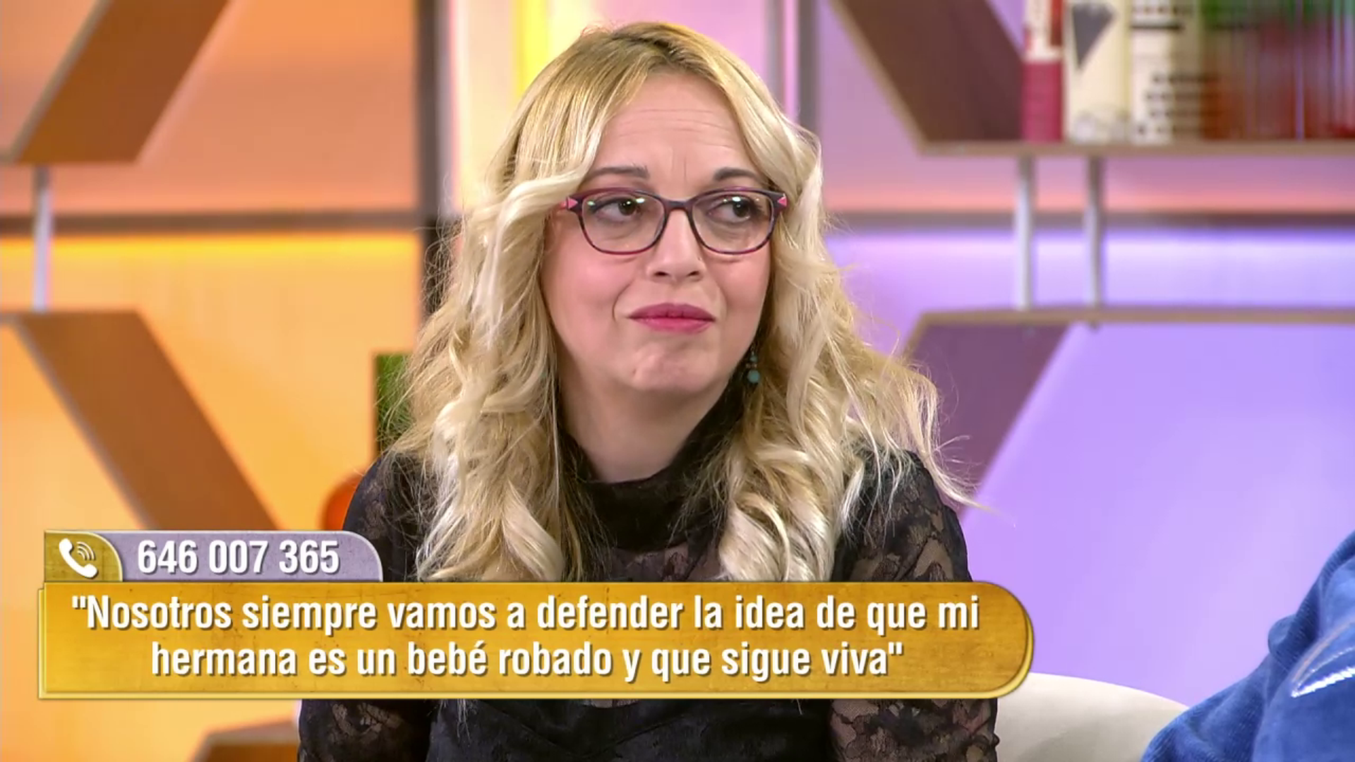 Dos familiares de un bebé robado denuncias las irregularidades de su caso: "Está enterrado en dos cementerios"