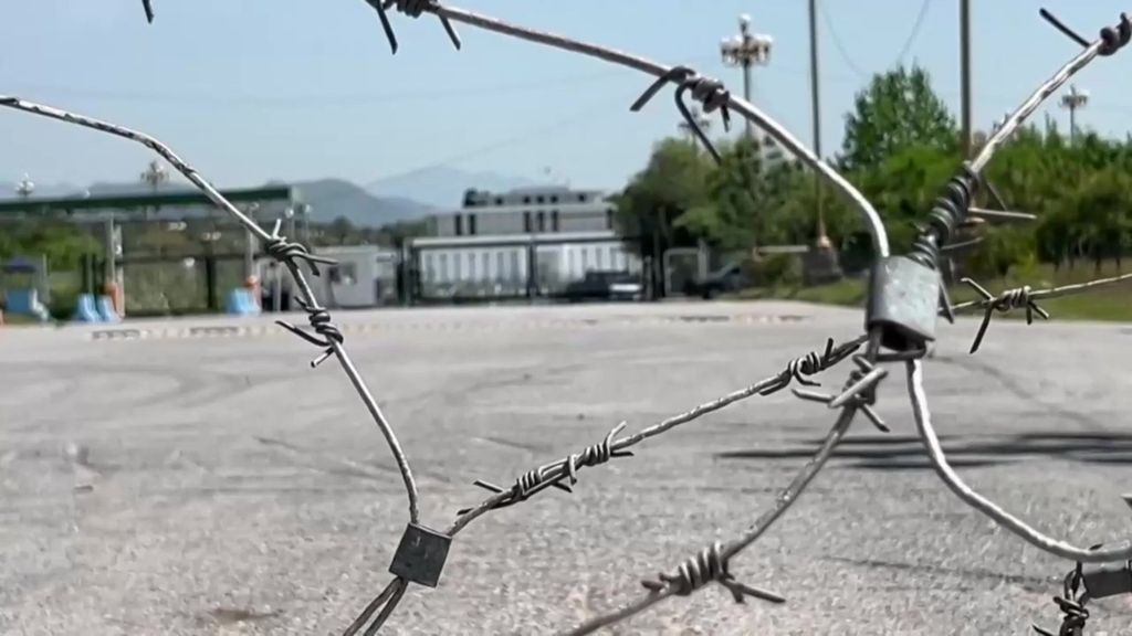 Estados Unidos e Irán se ven las caras en Pakistán para hablar de paz, mientras Israel sigue bombardeando el Líbano