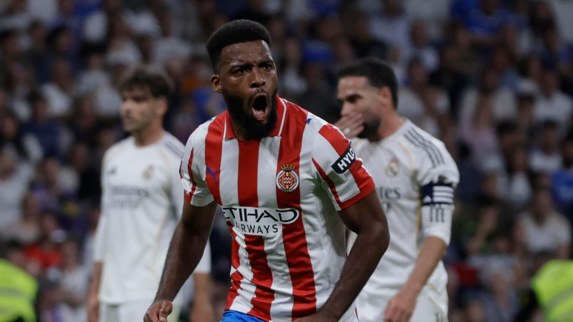 Lemar celebrando su gol contra el Real Madrid