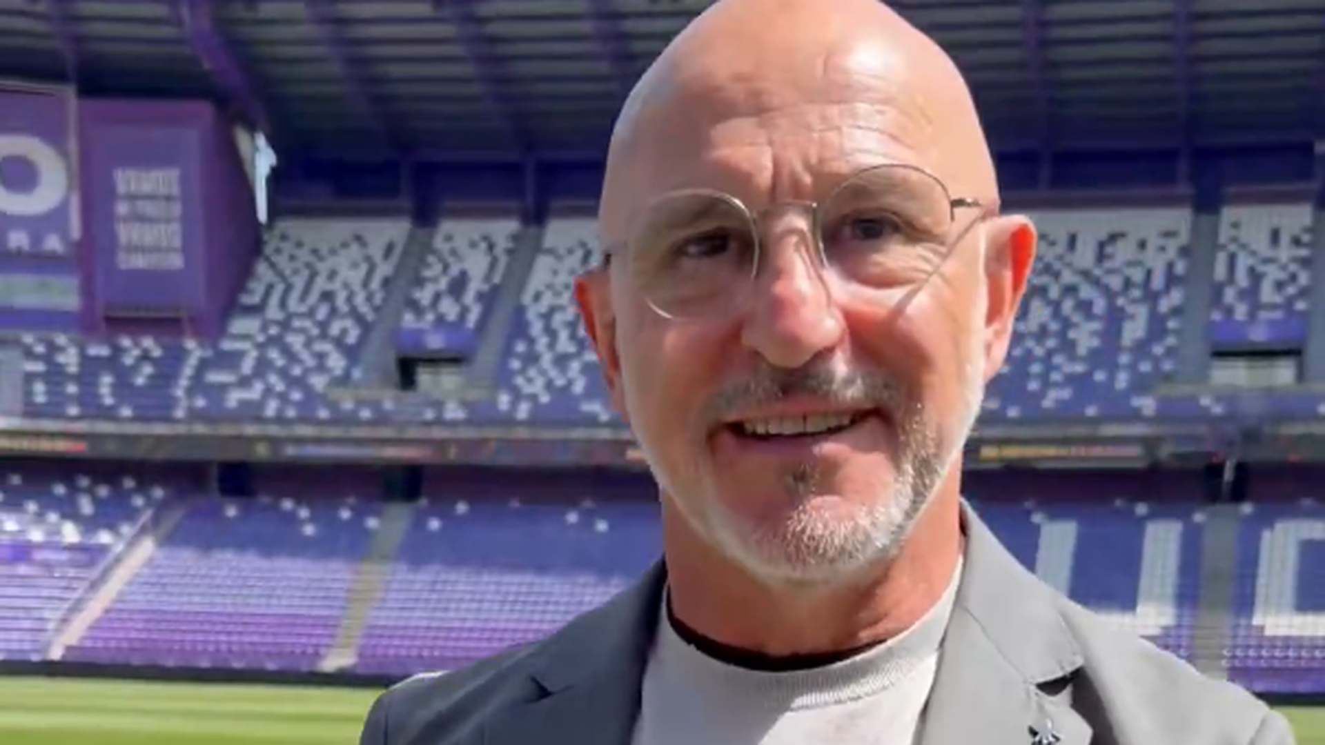 Luis de la Fuente, con el Premio Estrella Galicia en el José Zorrilla.