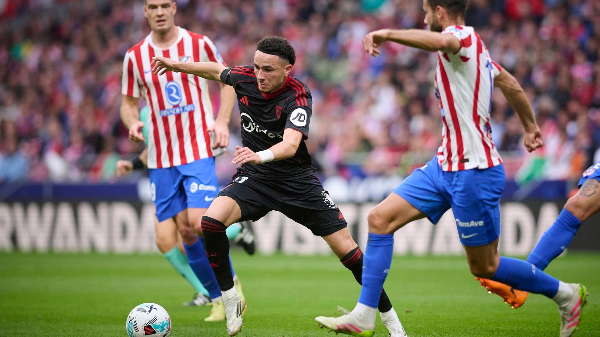 Rubén Vargas y Sorloth, en el partido de la primera vuelta