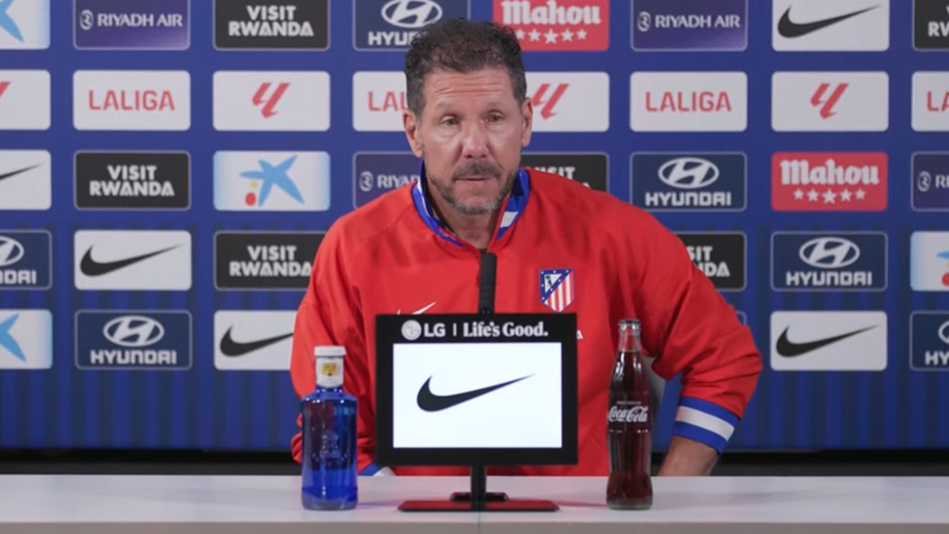 Simeone en sala de prensa Simeone en sala de prensa