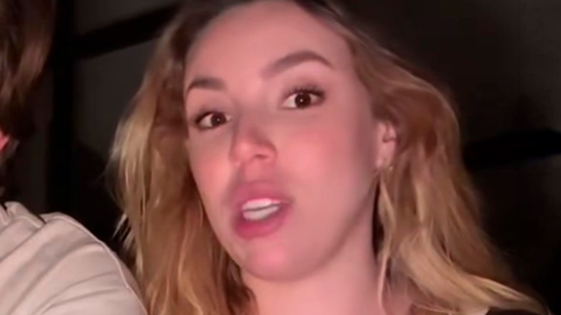 Tachan a Danna Ponce de "cruel" por la broma que le ha hecho a su hijo de dos años