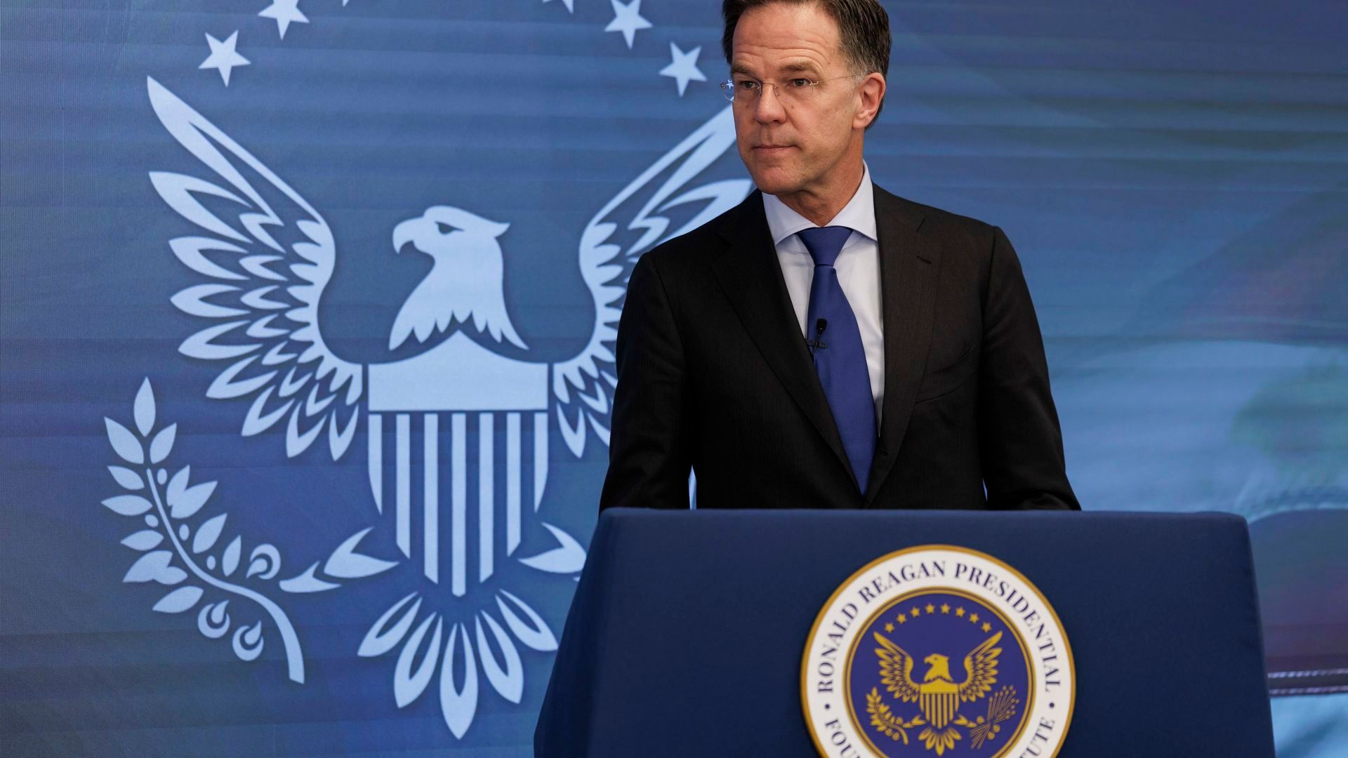 Trump puede hacer pagar a la OTAN no ayudarle en Irán: se plantea retirar 80.000 soldados estadounidenses en suelo europeo