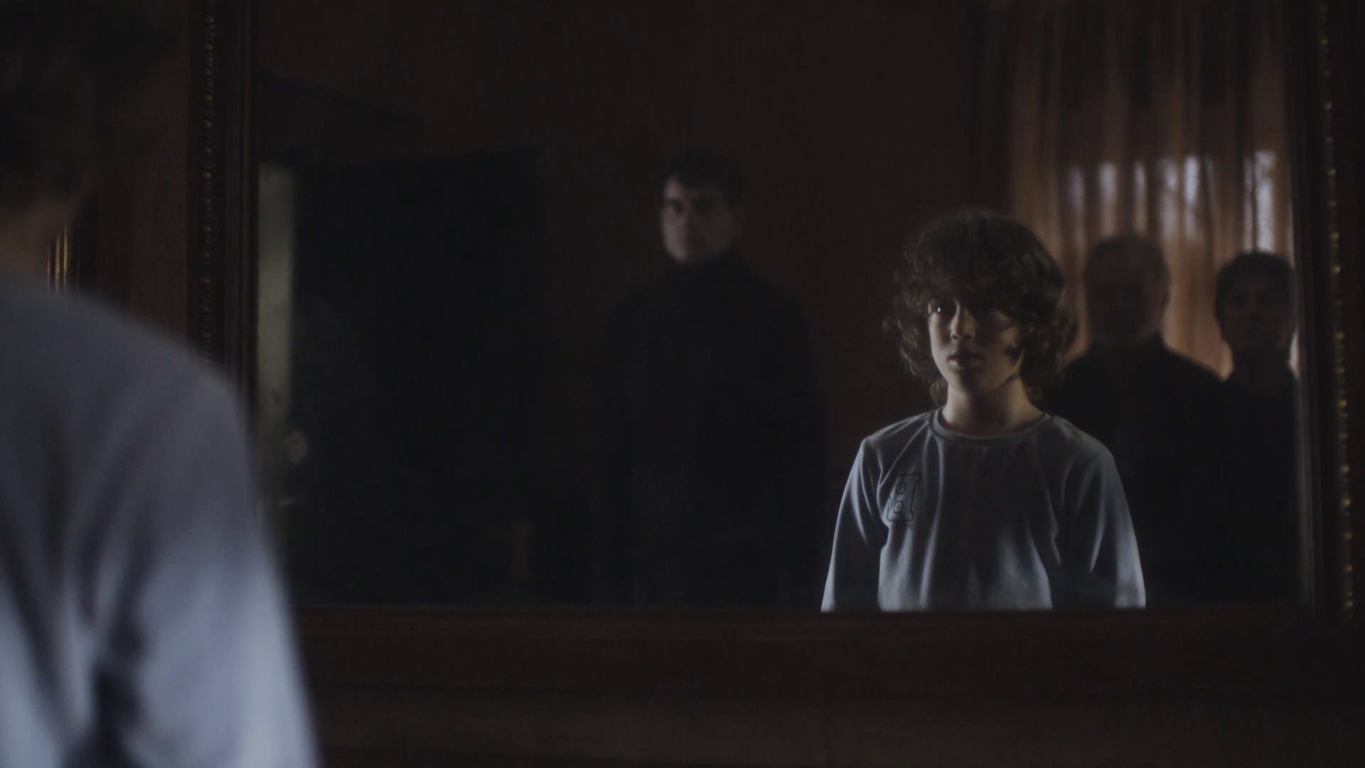 La presencia que atormenta a la familia