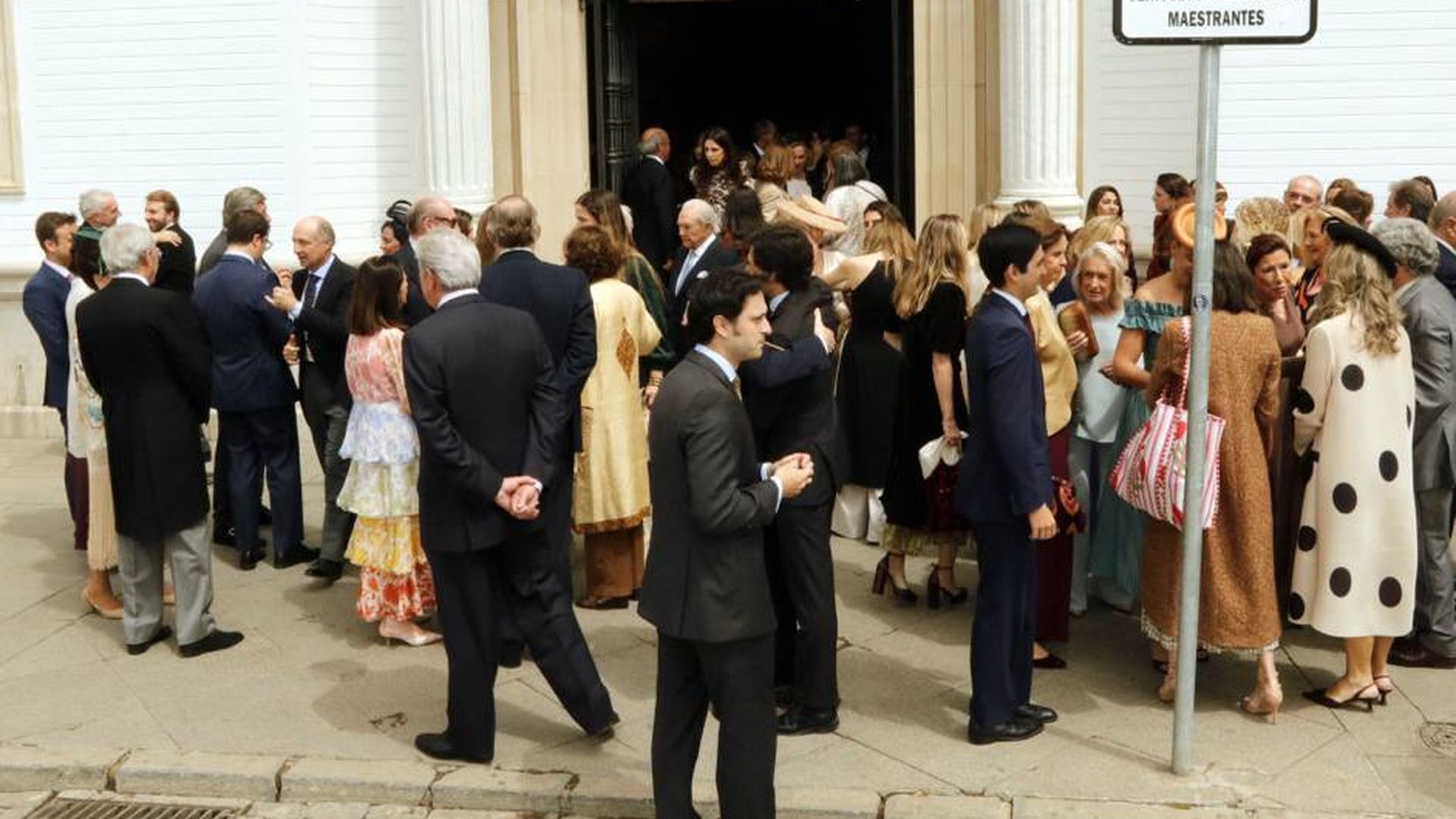 Una imagen de la salida de la ceremonia religiosa de la boda de Carla Benjumea y Antonio Domecq